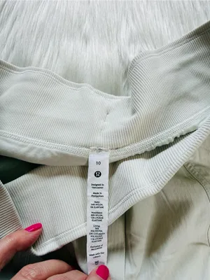 Lululemon Cream Dance Studio Mid Rise 25” Crop Pants thumbnail 4
