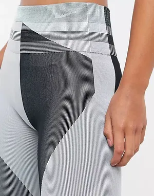 Nike Training Icon Clash seamless sculpt leggings thumbnail 3