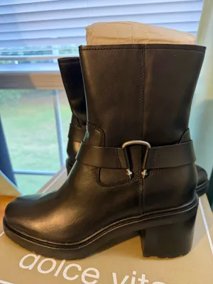Dolce Vita by Dolce Vita Black Leather Mid-Calf Heeled Buckle Camros Boots. Size 9.5 thumbnail 1