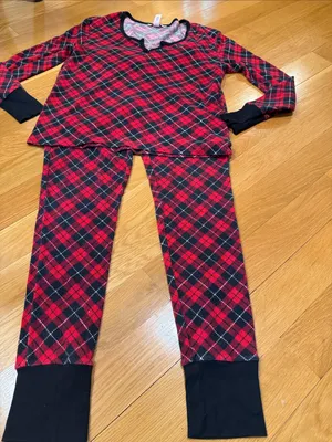 Victoria’s Secret plaid thermal sleep set size medium. thumbnail 1