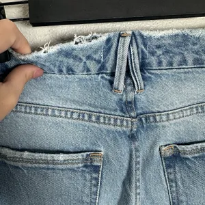 Good American Good Legs Cigarette Jeans Womens 8/29 Split Hem Blue Medium‎ Wash thumbnail 6