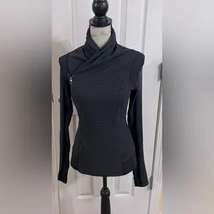 Lululemon Bhakti Yoga Jacket thumbnail 3