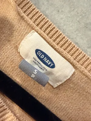 Old Navy Size S Tan Khaki Lightweight Cotton Crew Neck Button Cardigan Sweater thumbnail 8