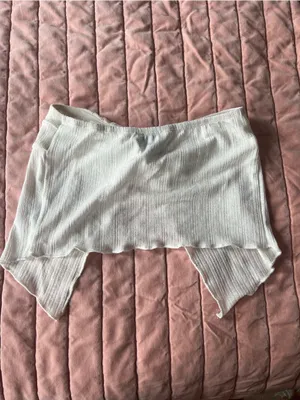 Princess Polly Ivory Twist Hem Cropped Cami Size 4 thumbnail 6