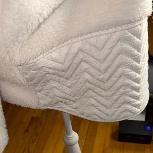 Women's White Sherpa Pullover Jacket thumbnail 11