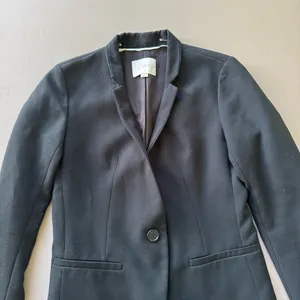 Loft Single Button Sculpted Blazer thumbnail 3
