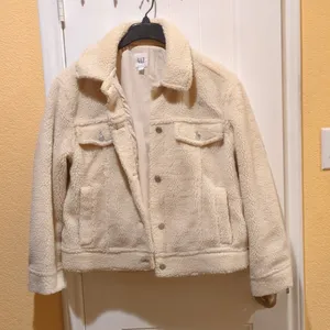 GAP sherpa jacket.Size L thumbnail 4