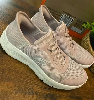 Skechers women's sneakers size 8 Taupe slip on thumbnail 1