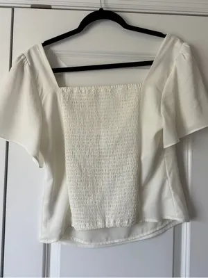 Abercrombie & Fitch Cream Square-Neck Flutter Sleeve Blouse thumbnail 2