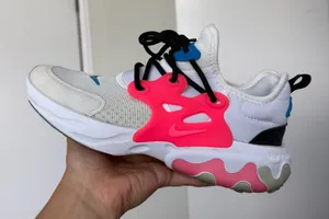 Nike React Presto  thumbnail 1