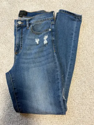 Banana Republic Factory High Rise Skinny Jean thumbnail 1