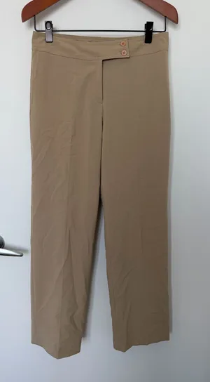 Dress pants thumbnail 1