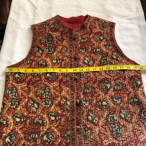 90s Retro Vintage red orange green brown paisley quilted vest sleeveless jacket tunic mock neck Size L, measurement in pics #boho #whimsygoth thumbnail 4