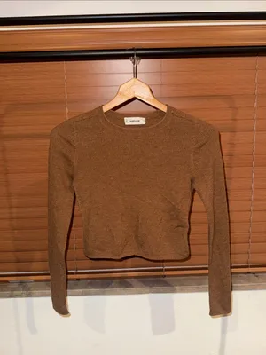 Everlane Cropped Crew Top in Ultrafine Merino thumbnail 3