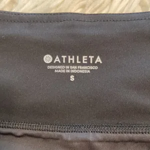 Athleta Shorts size S inseam 3” waist 30” flat elastic color black small pocket thumbnail 3