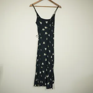 Abercrombie & Fitch Black Floral Wrap Midi Dress High Low Ruffle Hem Small thumbnail 7