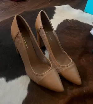 Ladies tan mesh chunky heels thumbnail 1