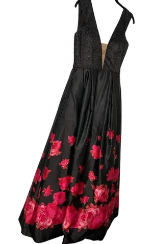 Sherri Hill Floral Printed Satin Ball Gown 10 Deep V-Neckline Beaded Black Prom thumbnail 1