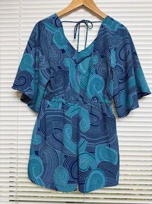 Manuhealii Manuheali’i Teal Blue Swirly‎ Hawaiian Romper Luau Graduation Retro thumbnail 1