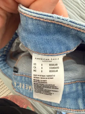 American Eagle Jeans thumbnail 3