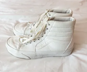 Vans Canvas Sk8-Hi True White Shoes Size 6 thumbnail 1
