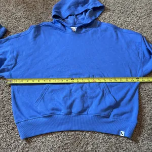 Old Navy x The Devil Wears Prada SoComfy Oversized Blue Pullover Hoodie Medium thumbnail 4