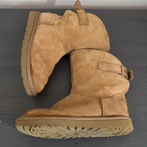 UGG Remora Chestnut Buckle Winter Boot Size 7‎ thumbnail 8