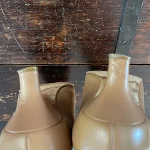 Salvatore Ferragamo Tan Mary Jane Kitten Heels Size 7.5 thumbnail 8