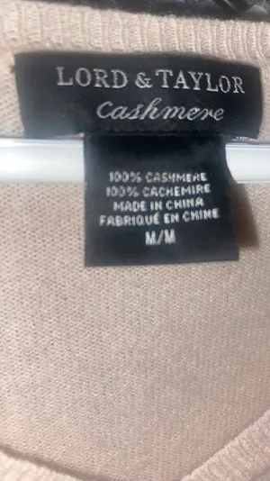 Lord and Taylor Baby Pink Cashmere Sweater thumbnail 4