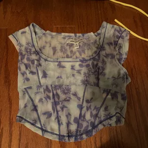 Urban Outfitters Top thumbnail 2