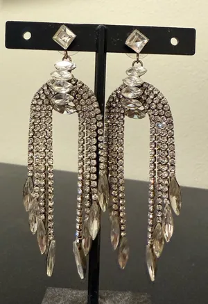 Kay Jewelers Silver dangling prom earrings thumbnail 1