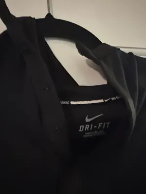 Nike Top Dri-Fit top thumbnail 2