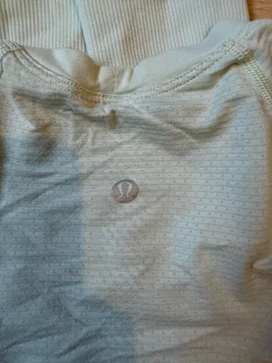 Lululemon Long Sleeve thumbnail 2