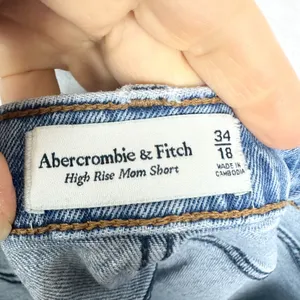 Abercrombie Fitch High Rise Mom Short Size 34 18 Cutoff Raw Frayed Hem thumbnail 3