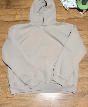 Comfrt sweatshirt thumbnail 1