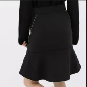 Zara Zip High Low Flounce Skirt Knee Length Contemporary Front Zip Closure Black thumbnail 3