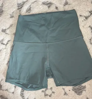 Lululemon Biker Align Shorts thumbnail 1