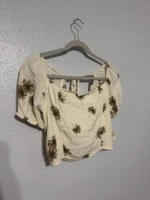 Altar'd State Floral Puff Sleeve Crop Top Cream Sage Green Cottagecore Boho S thumbnail 3