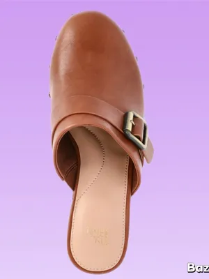NWT Brown Studded Clog Block Heels w Buckle Detail thumbnail 3