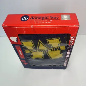 Vintage 90s Michigan Wolverines Knit Hat Scarf‎ Gloves Gift Set NIB Deadstock thumbnail 5