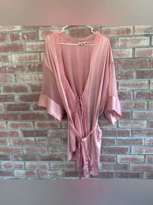 Victoria’s Secret Gold Label Satin Robe One Size Pink Vintage Coquette Feminine thumbnail 2