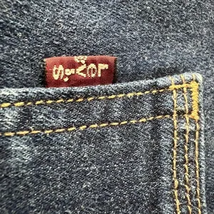 Levi's 529 Curvy Skinny Cut Off Denim Shorts Dark Wash Raw Hem Size 8 thumbnail 4