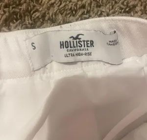Hollister White Skirt thumbnail 3