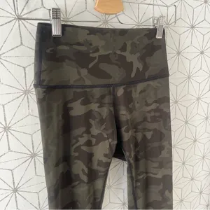 Lululemon Wunder Under High-Rise Tight 28" Luxtreme Incognito Camo Green thumbnail 4