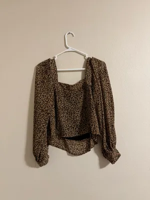 Lucca Tan and Black Leopard Square Neck Puff Sleeve Top thumbnail 3