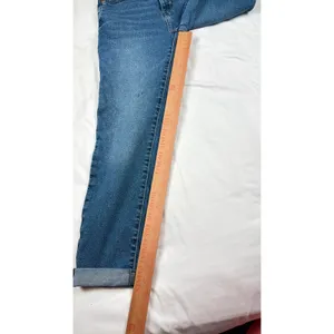 Signature by Levi Strauss Womens Boyfriend Jeans Medium Wash Blue Size 2 W26 thumbnail 8