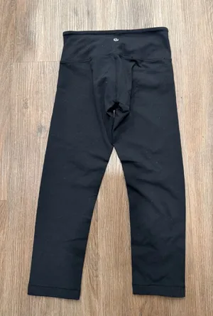 Lululemon Wunder Under High Rise Crop Leggings Black Size 2 Yoga Pants thumbnail 1