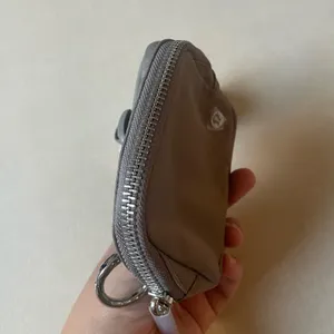Lululemon Everywhere Belt Bag Nano - Warm Ash Grey thumbnail 7