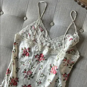 Non Signe Vintage Floral Satin Slip Dress with Lace Pleated Trim Size Medium thumbnail 9