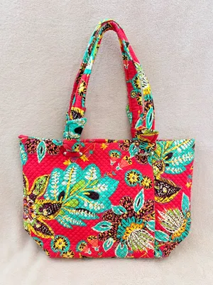 Vera Bradley Hadley East West Rumba Red Leafy Floral Large Zip Tote Shoulder Bag thumbnail 2